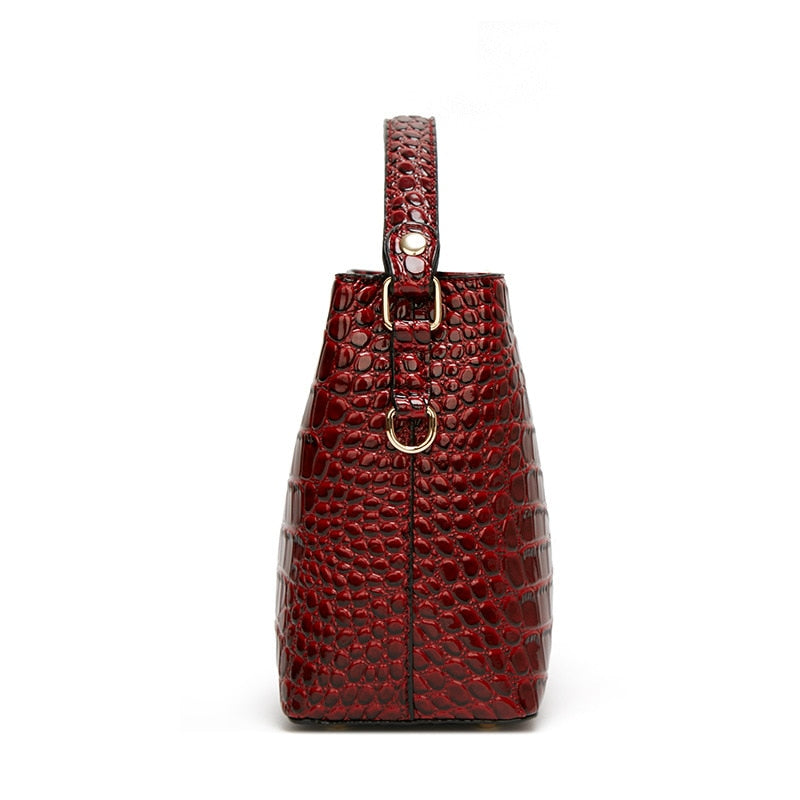 Alligator Pattern Crossbody Bag - IBADDIE