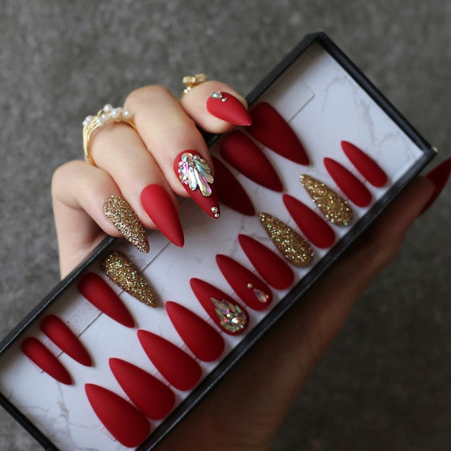 Stiletto Shimmer Matte Nail Set