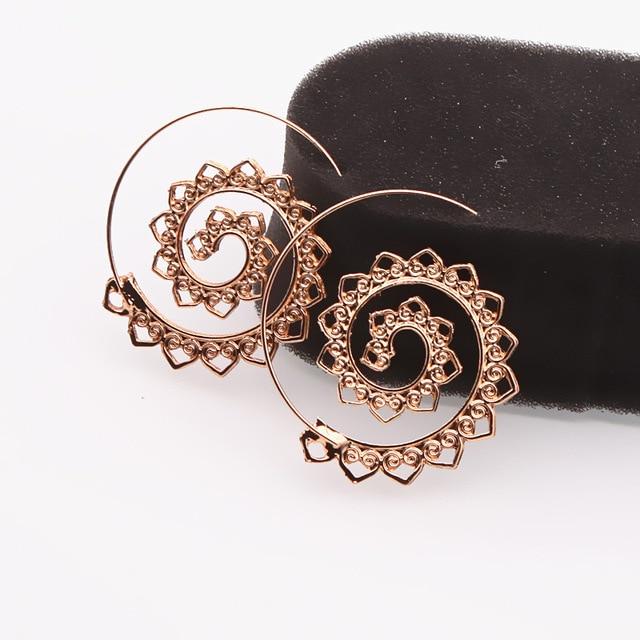 Geometric Swirl Hoop Earring - IBADDIE