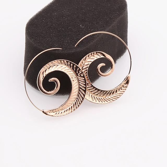 Geometric Swirl Hoop Earring - IBADDIE